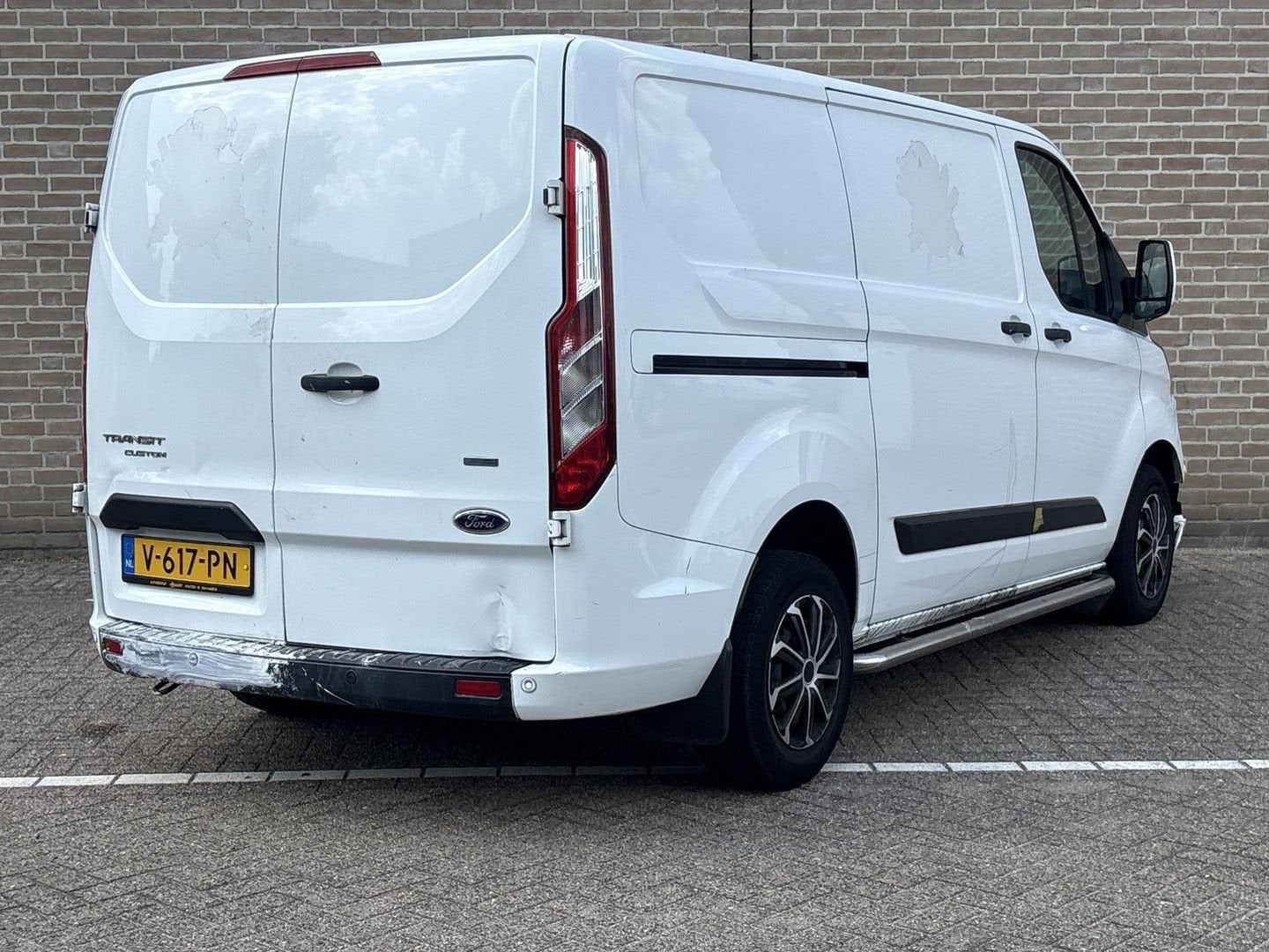 Ford Transit Custom 280 2.0 TDCI L1H1 Trend | € 5.950,- NETT, Auto's, Bestelwagens en Lichte vracht, Parkeersensor, 161 g/km, Bedrijf
