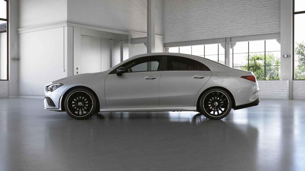 Mercedes-Benz CLA-Klasse 180 Coupé AMG Line | Panoramisch D, Autos, 100 kW, Achat, Entreprise, Boîte manuelle