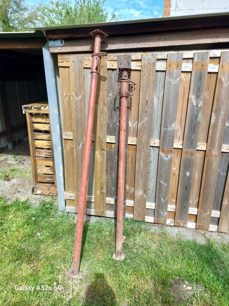 Schoren/stutten met toebehoren, Ophalen