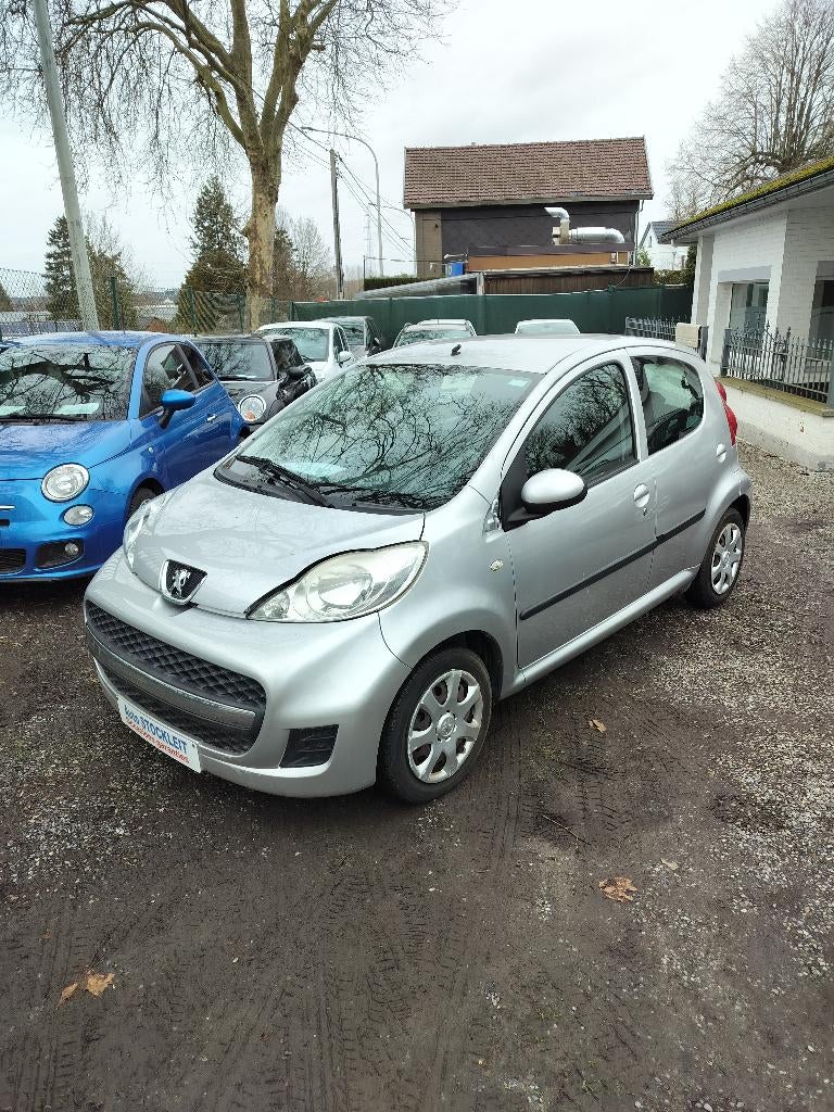 PEUGEOT 107 2009 1.4L DIESEL - 110.530 KM Prix : 3.000€, Autos, Argent ou Gris, Achat, Vitres électriques, Entreprise