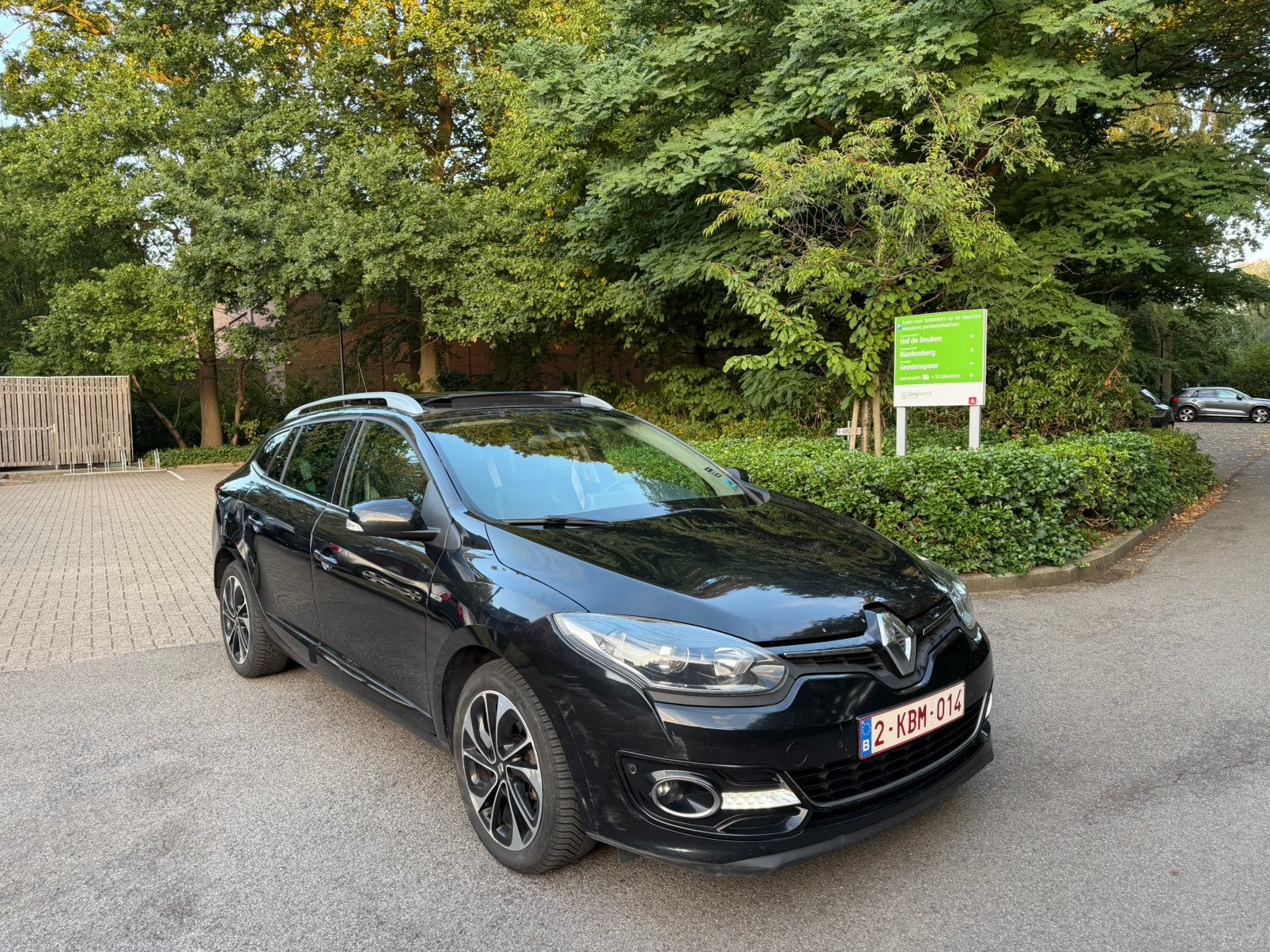 Renauld megane 1.6dci 131pk Böse euro 6, Auto's, Leder en Stof, Zwart, 5 deurs, Particulier