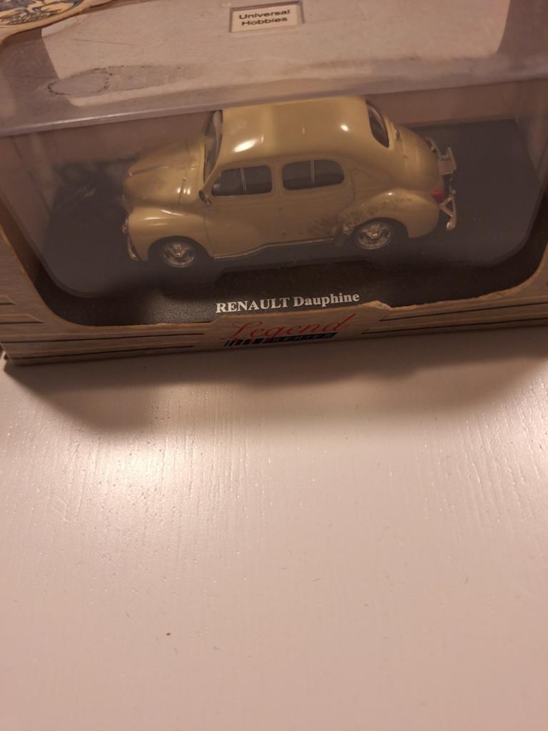 Renault, Enlèvement