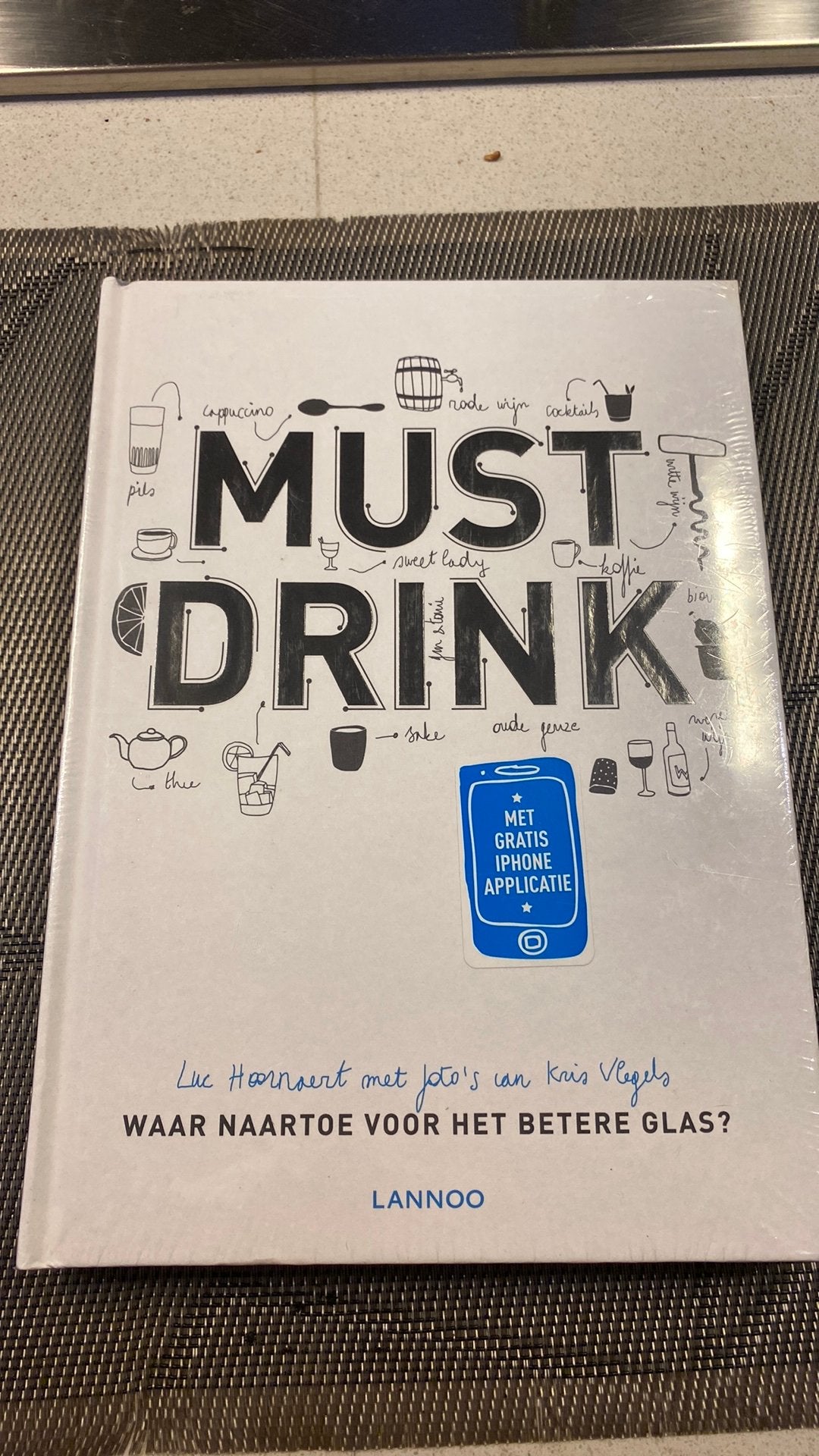 Must drink luc hoornaert, Livres, Enlèvement, Neuf, Autres sujets/thèmes