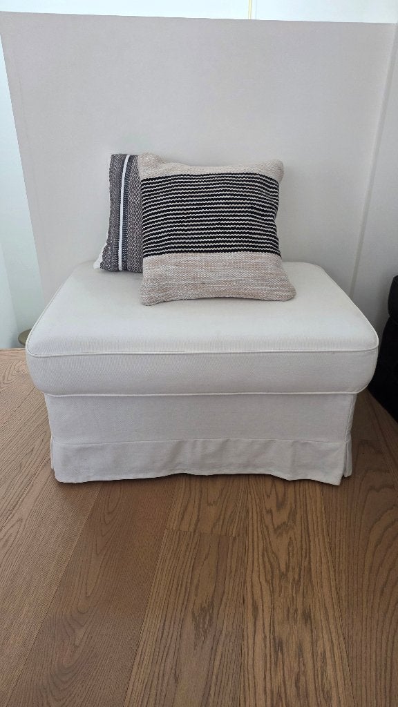 mooie witte poef met handige opbergruimte, Huis en Inrichting, Ophalen, Gebruikt, 75 tot 100 cm, Cottage