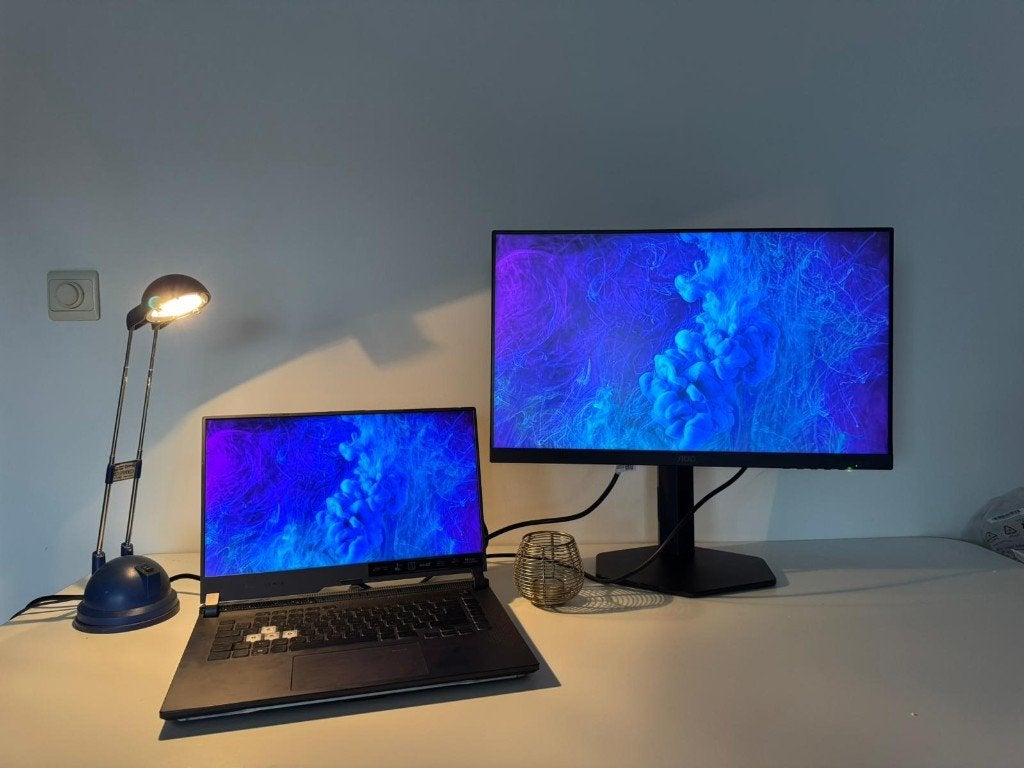 AOC Gaming 24G4X – 24 inch Gaming Monitor (180Hz, 1ms), Computers en Software, IPS, Zo goed als nieuw, DisplayPort, 1 tot 2 ms