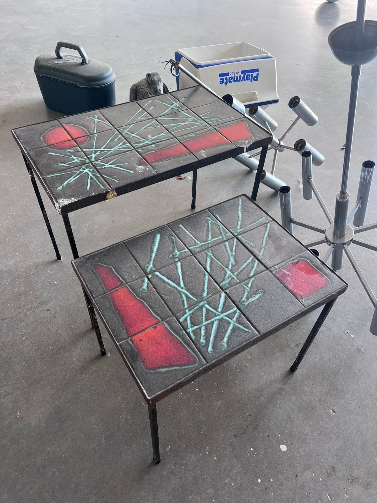 Tables d'appoint vintage en carrelage rétro - années 70, Maison & Meubles, Enlèvement, Comme neuf, Vintage