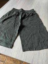 short 128, Enfants & Bébés, Vêtements enfant | Taille 128, Enlèvement