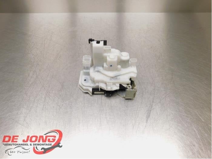 Serrure portière mécanique 2portes droite d'un Fiat Doblo, -, 3 mois de garantie, Utilisé, Fiat
