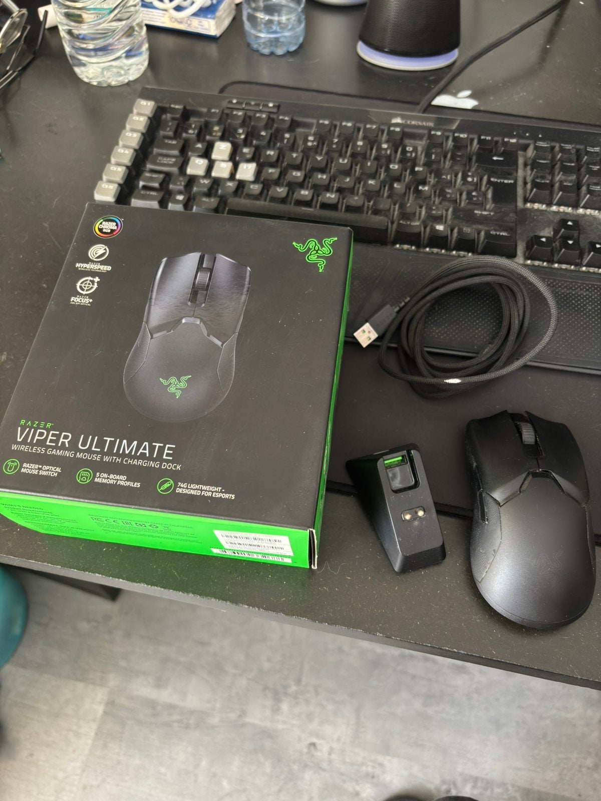 Razer Viper Ultimate + Dock, Muis, Gebruikt, Gaming muis, Ophalen of Verzenden