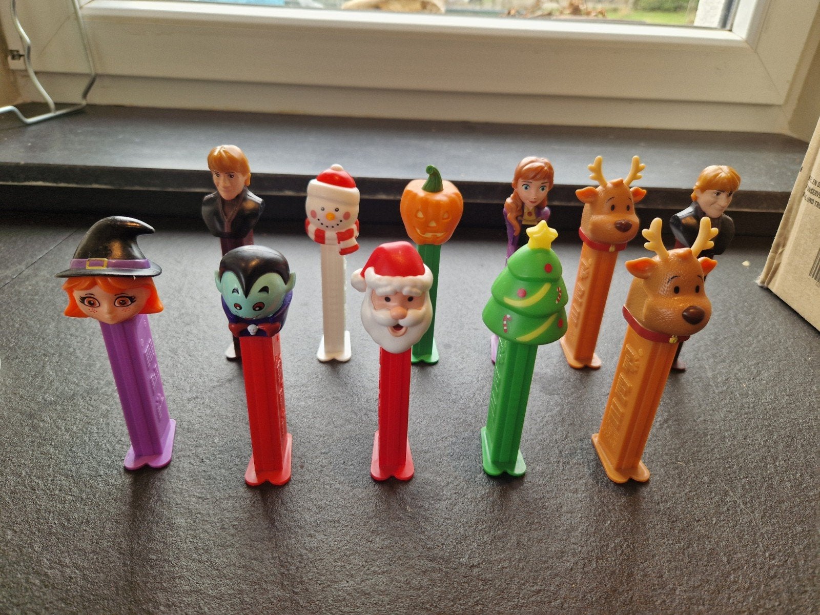 11 PEZ-dispensers, Ophalen of Verzenden, Zo goed als nieuw