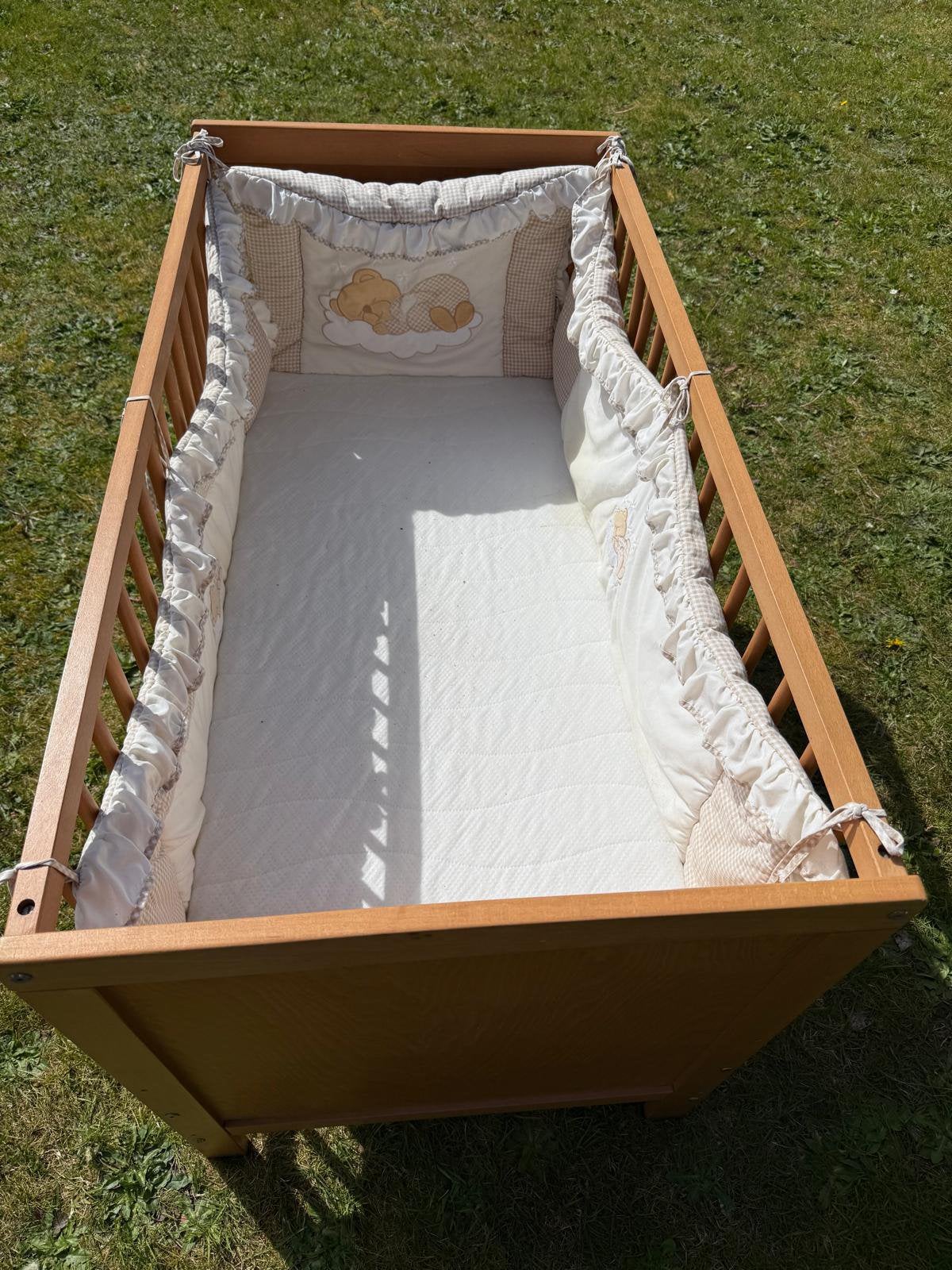 Babybed met matras, Enlèvement, Comme neuf, Matelas