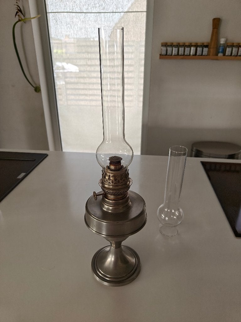 vintage tinnen olielamp (92% Rein Zinn) + extra reserveglas, Antiquités & Art, Antiquités | Étain, Enlèvement