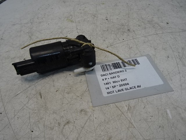 RUITENSPROEIERPOMP VOOR Dacia Sandero II (01-2012/12-2018), Gebruikt, Dacia