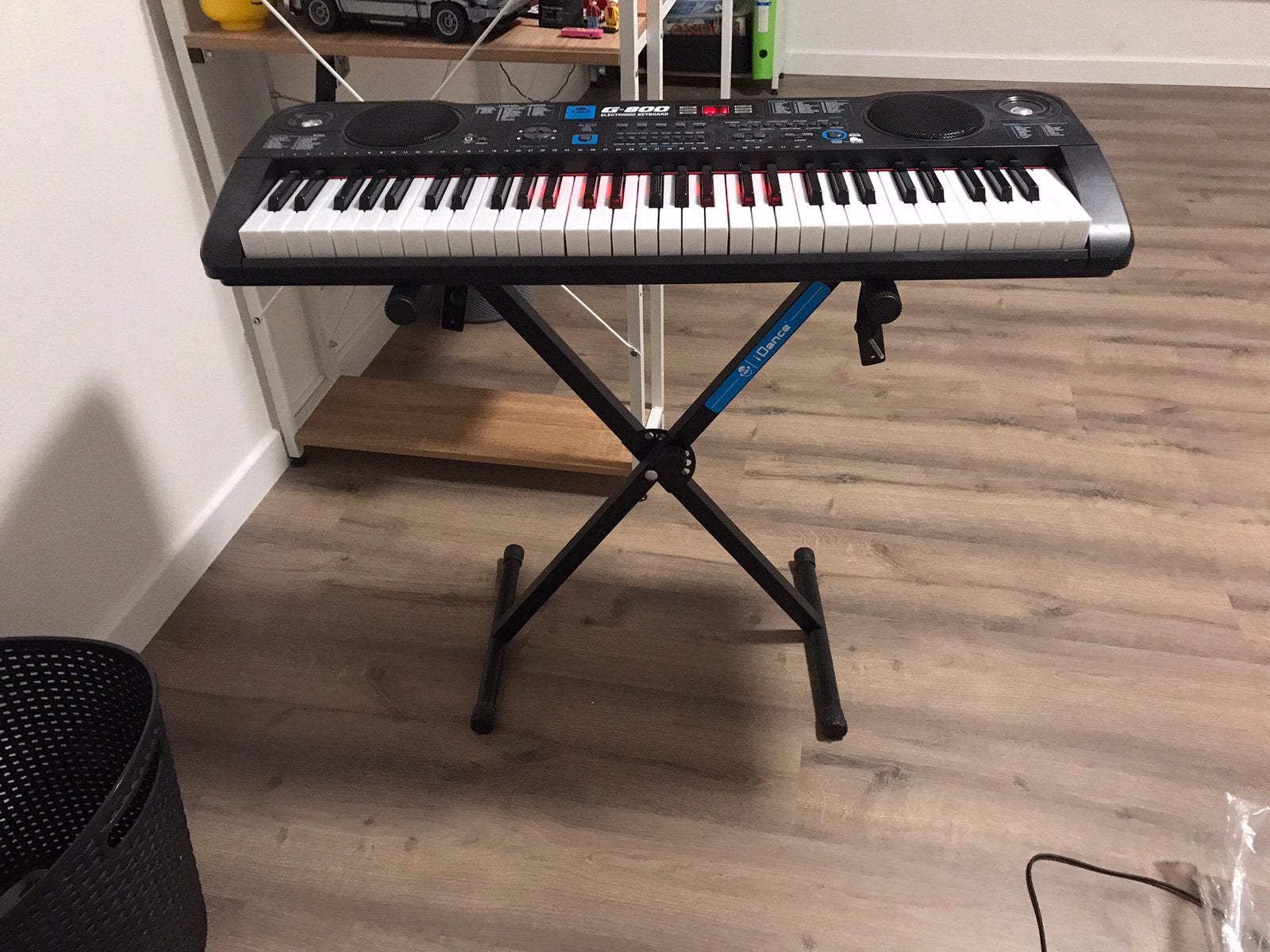 A vendre Sintezator comme nouf