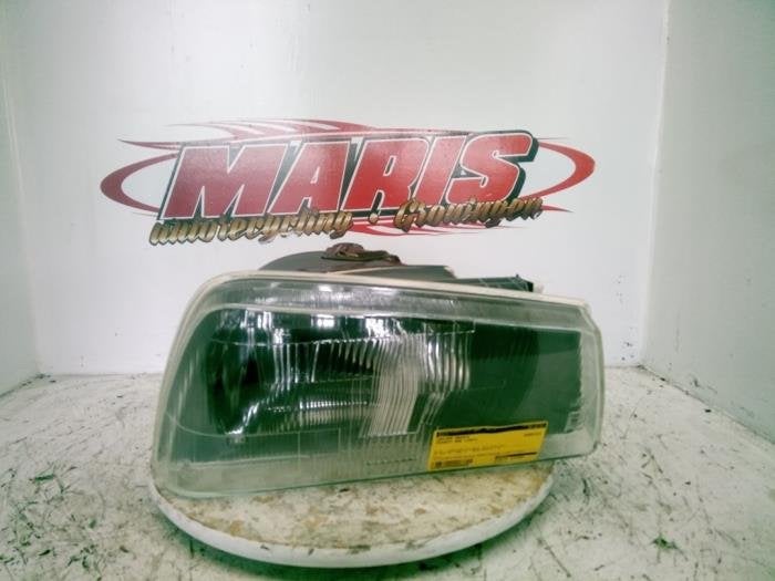 Koplamp rechts van een Peugeot 505, Auto-onderdelen, Gebruikt, -, -, -