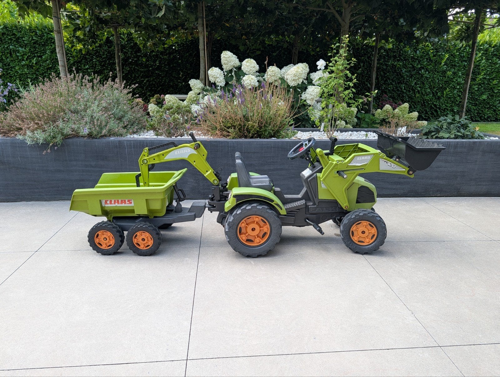 Falk Claas tractor met aanhangwagen, Ophalen, Gebruikt
