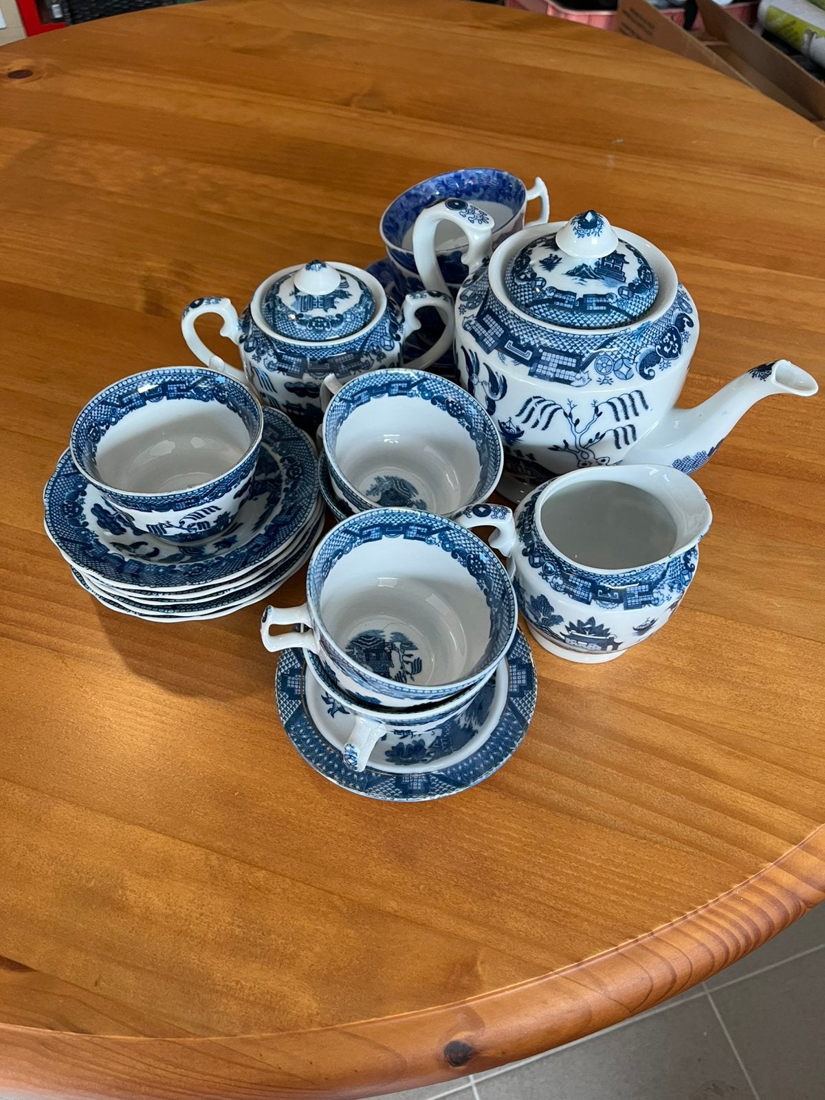 Engels servies (enkel ophaling), Ophalen