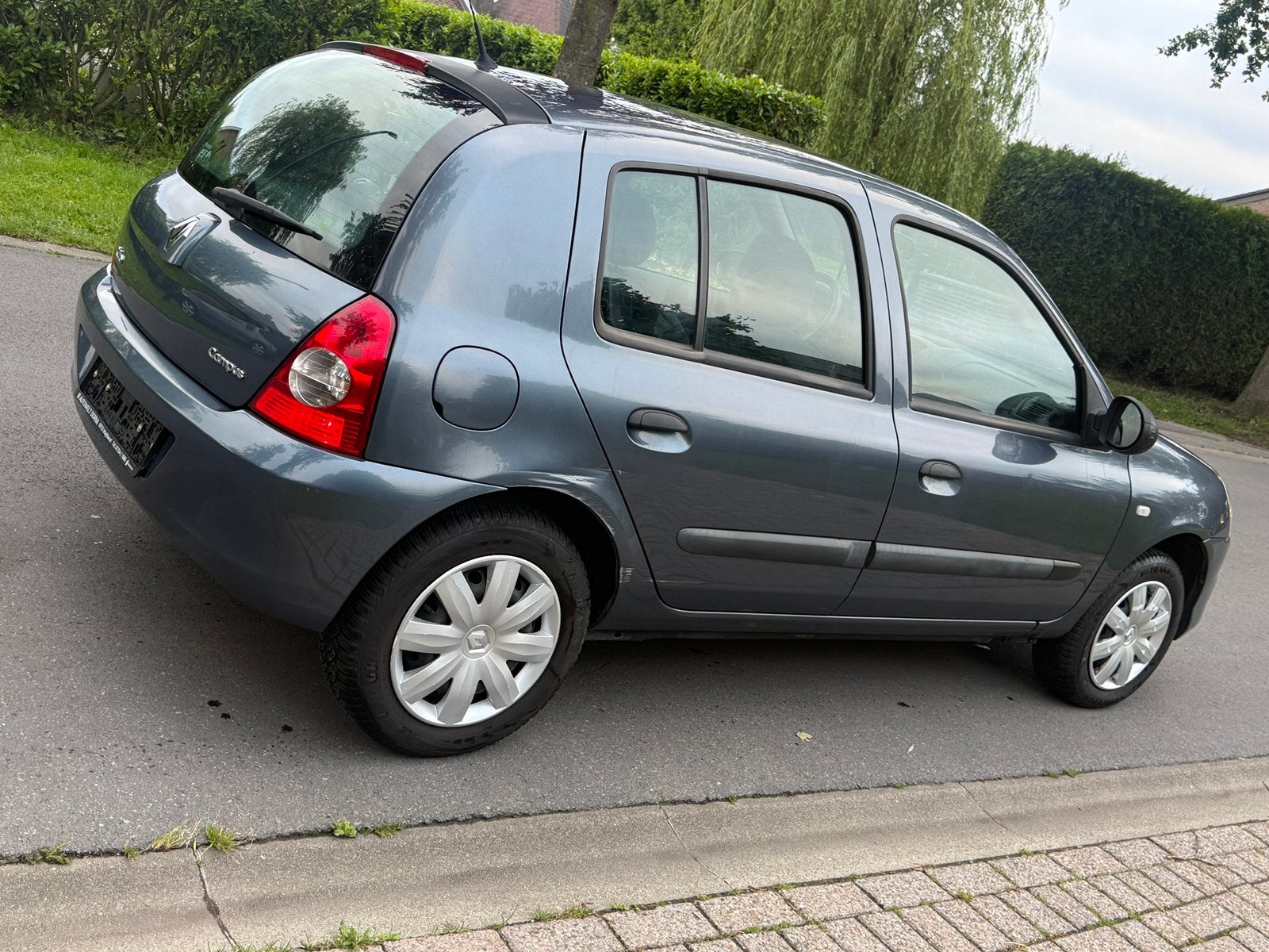Renault Clio 2010, 1.2 , 194000km , nieuwe distributie, Bedrijf, Onderhoudsboekje, Clio, Te koop