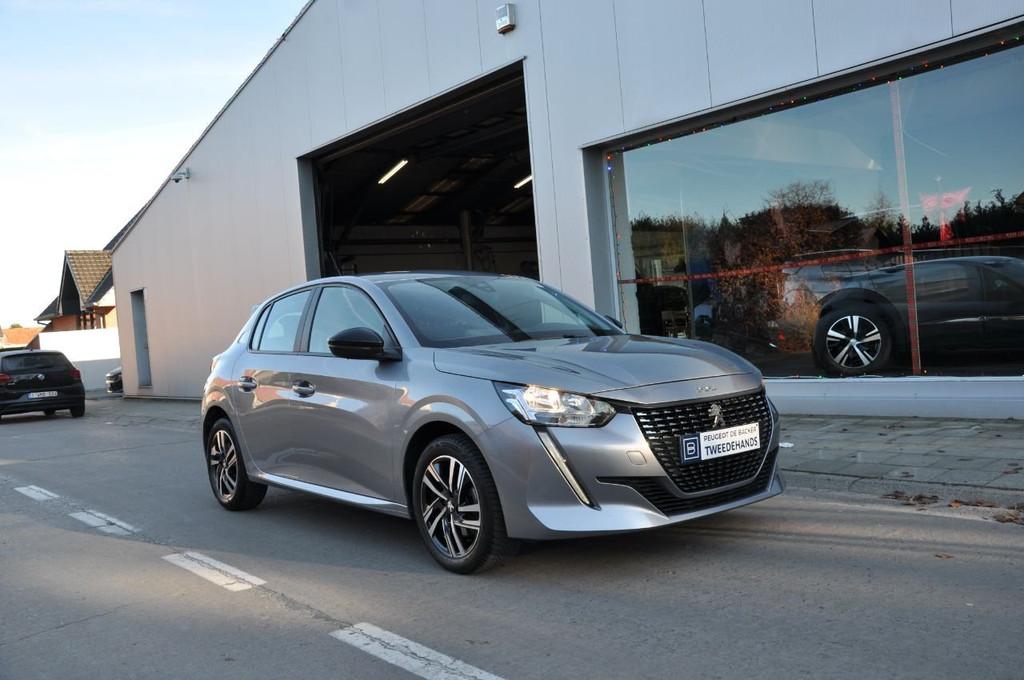Peugeot 208 Active Pack (bj 2023, automaat), Auto's, Stof, Gebruikt, Euro 6, Bedrijf