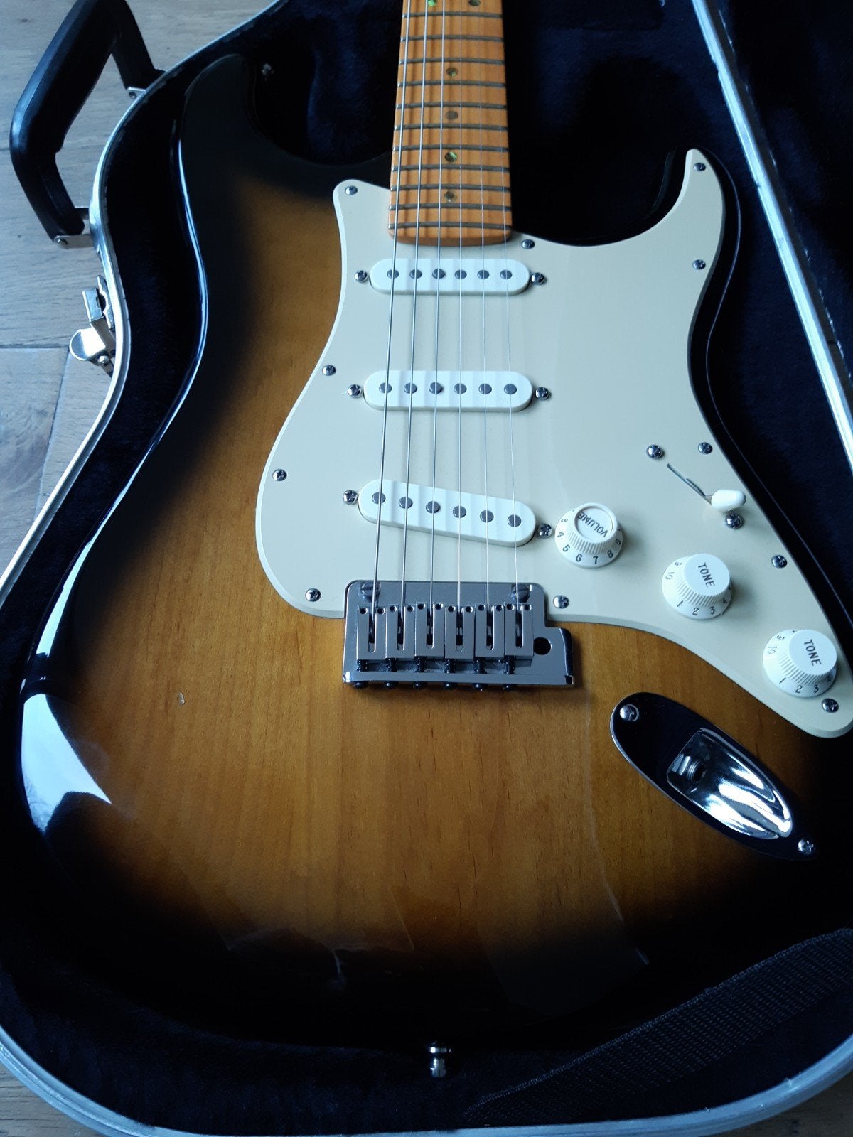 Fender Stratocaster American Deluxe V Neck, Enlèvement, Fender