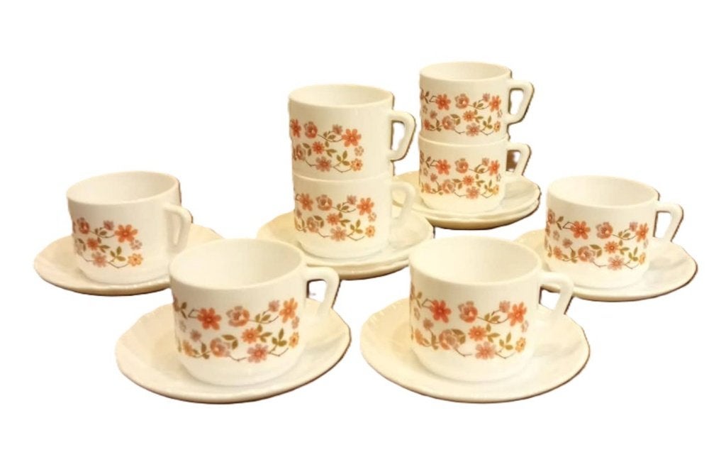 Arcopal vintage koffietassen met schotels., Huis en Inrichting, Keuken | Servies, Ophalen of Verzenden, Zo goed als nieuw, Vintage