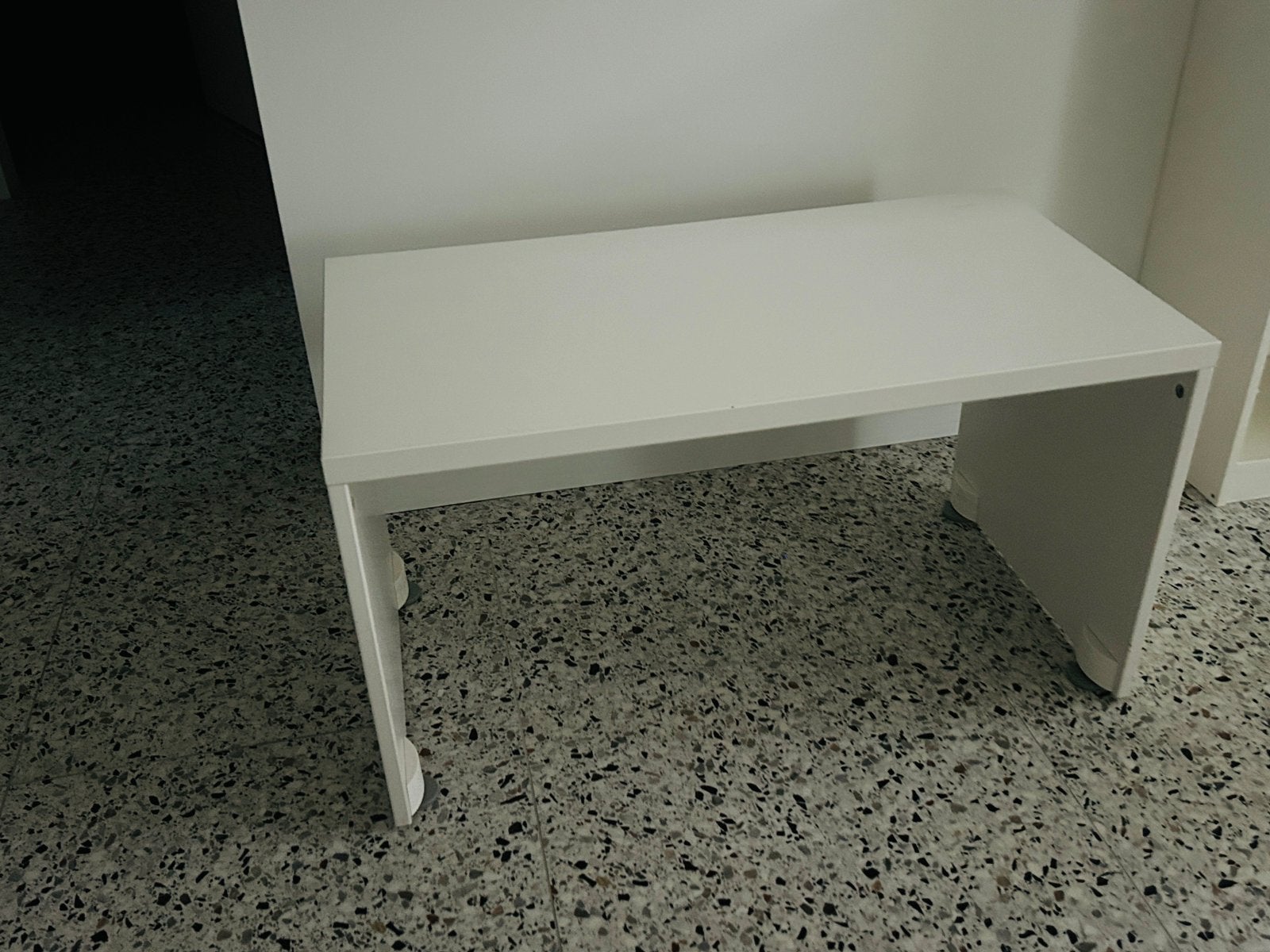 Ikea Stuva bureautje, Ophalen, Zo goed als nieuw