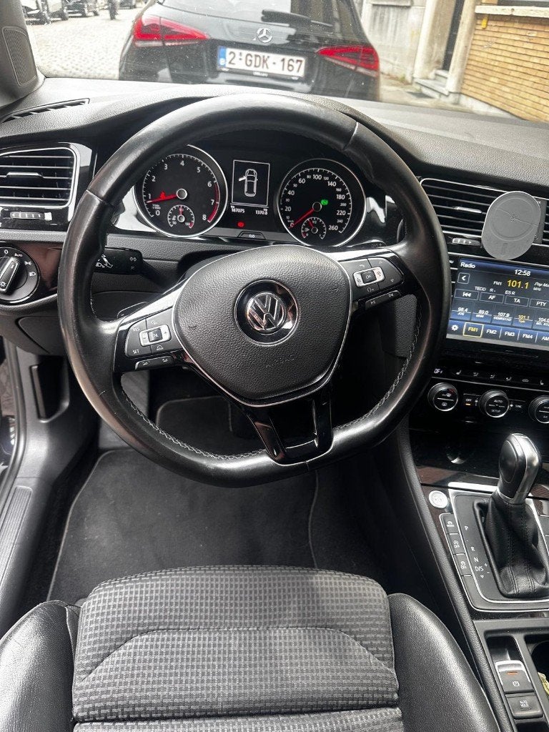 Auto, Achat, Noir, 5 places, Automatique