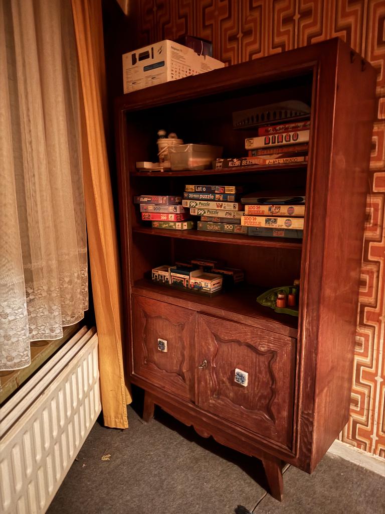 Vintage houten kast / buffetkast, Huis en Inrichting, Kasten | Buffetkasten, Ophalen, 50 tot 100 cm, 150 tot 200 cm, 25 tot 50 cm