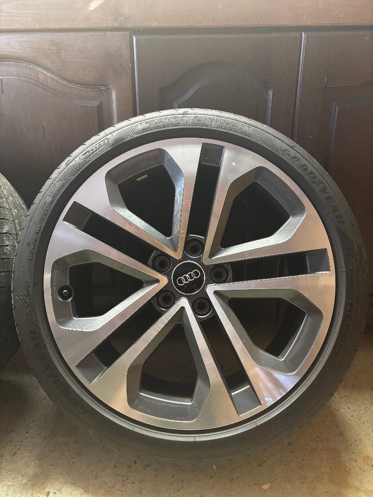 Set originele audi velgen 18 inch, Auto-onderdelen, Banden en Velgen, Ophalen, 18 inch, Gebruikt, Banden en Velgen