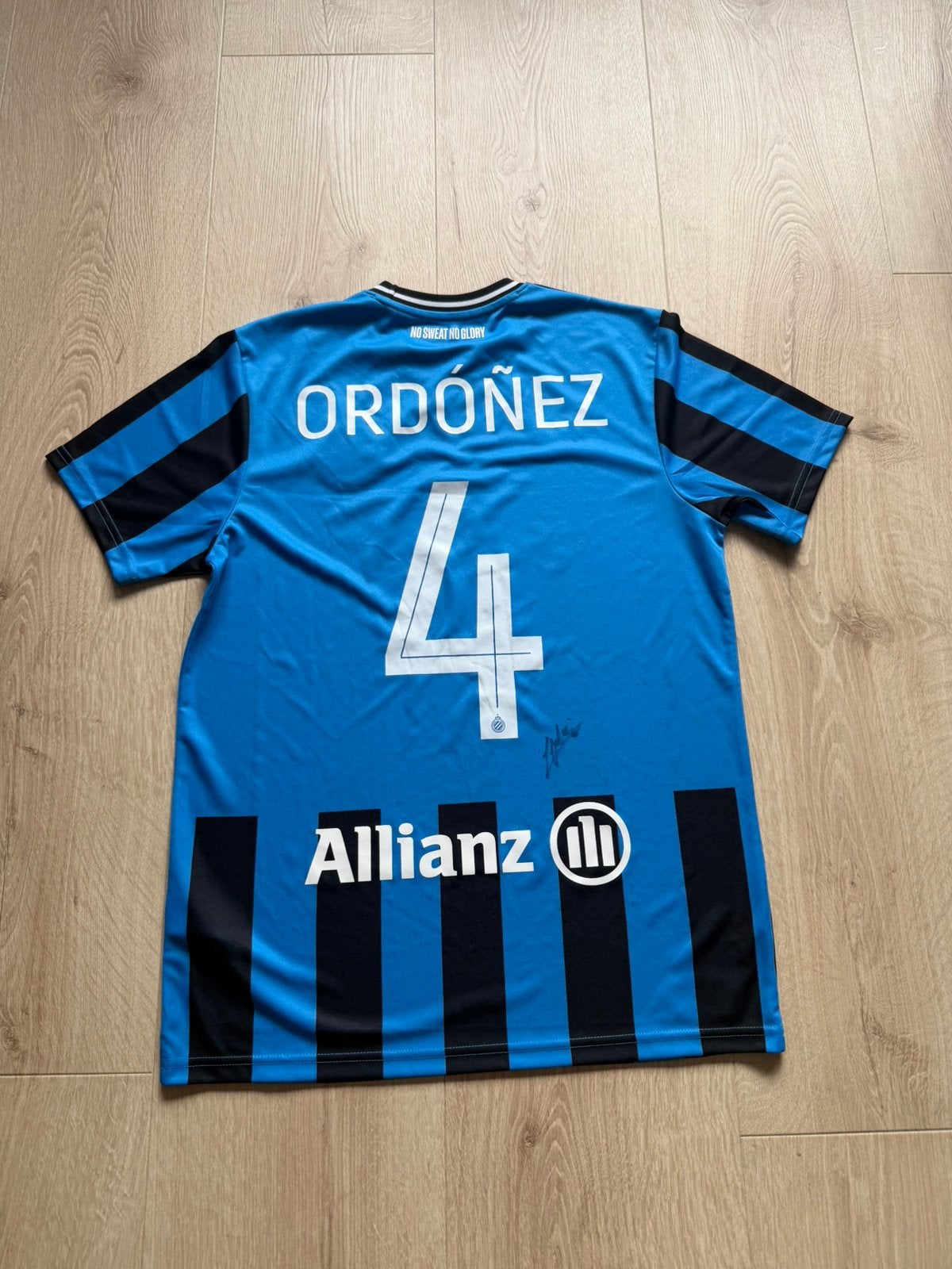 Gesigneerd shirt joel ordonez, Sport en Fitness, Voetbal, Ophalen of Verzenden, Zo goed als nieuw, Shirt