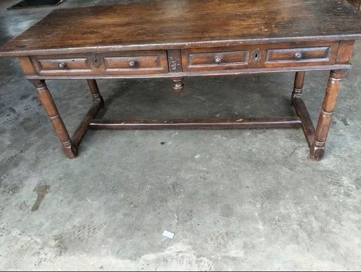 17e eeuwse Spaanse tafel in kastanje, Ophalen