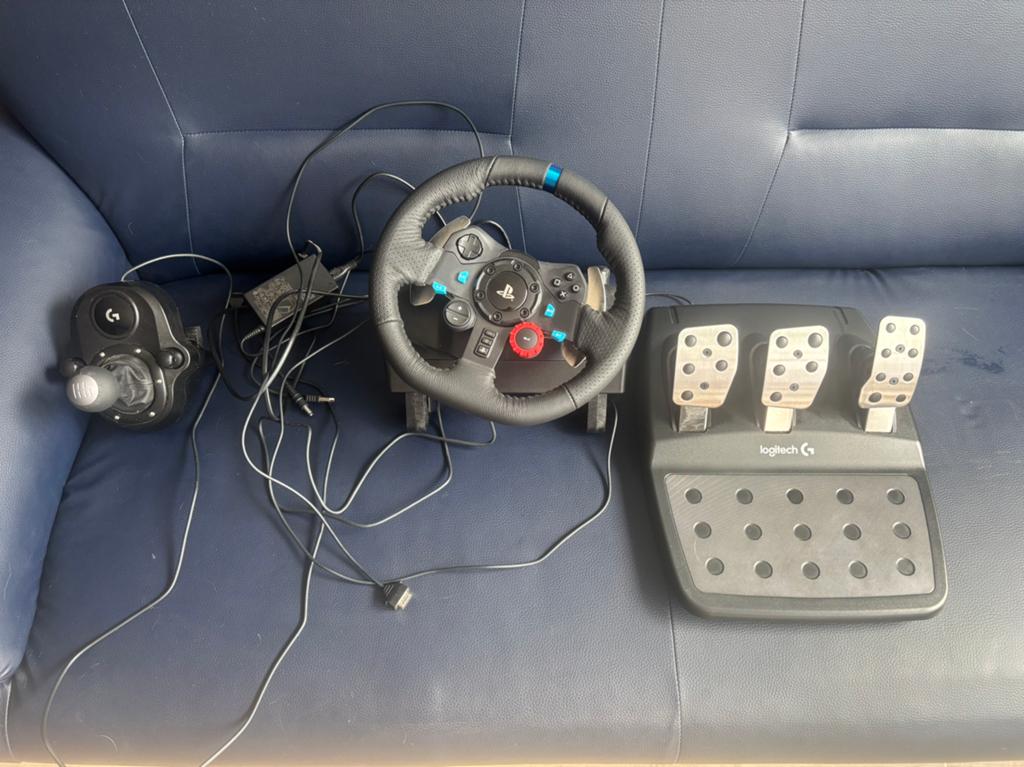 Ps4/pc stuur pedalen en shifter, Computers en Software, Ophalen, Zo goed als nieuw