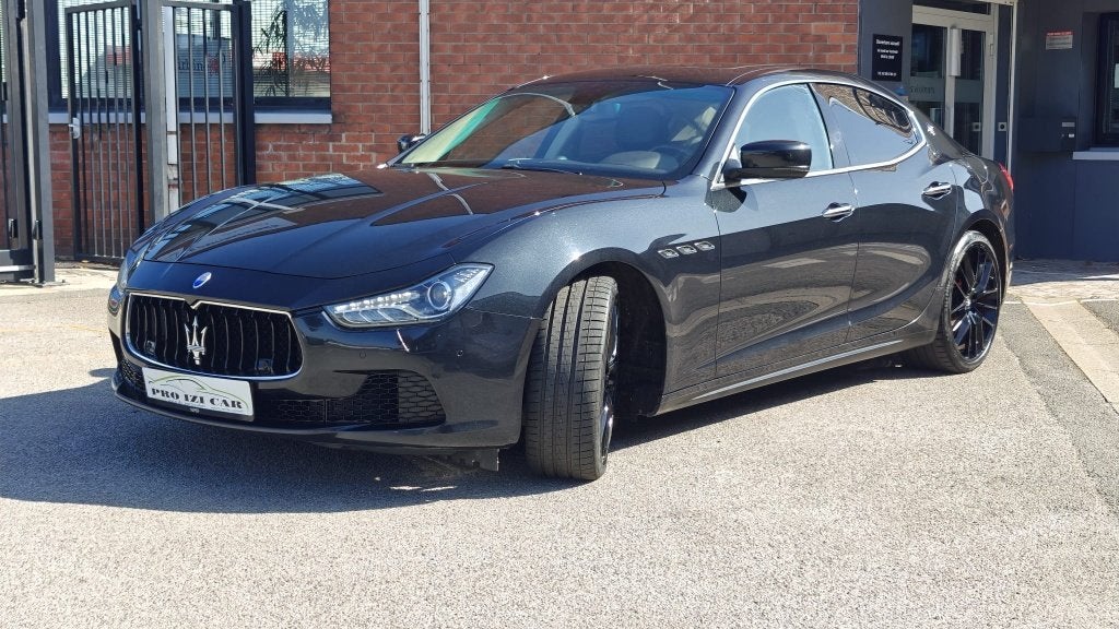 MASERATTI GHBILI III /3.0D V6 275CH/PANORAMISCH/LED/LEER, Automaat, Startonderbreker, Zwart, Leder