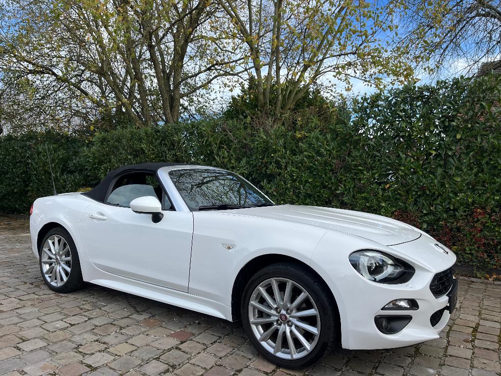 Fiat 124 SPIDER FUL OPTIONS série spécial, Cuir, Achat, Entreprise, Cabriolet