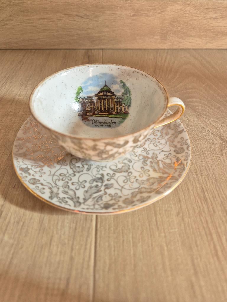 Kopje & onderleggertje (met afbeelding Wiesbaden Kuhrhaus), Ophalen of Verzenden