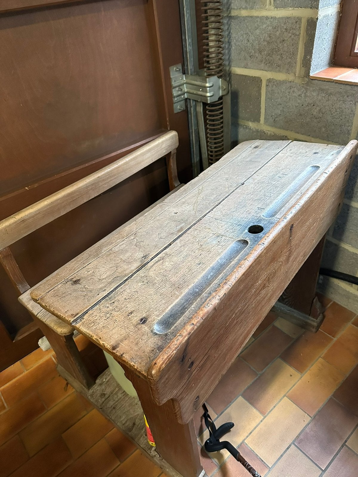 Banc d’ecole ancien 2 places en bon etat, Enlèvement