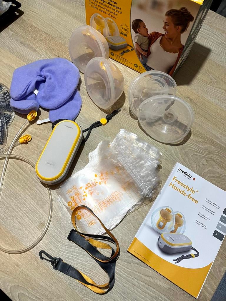 Medela Freestyle Hands-Free, Ophalen of Verzenden, Gebruikt, Borstkolf