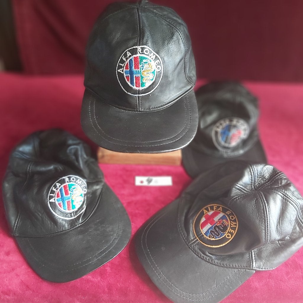 Leder pet Alfa Romeo Kawasaki Mercedes Peugeot Porsche enz., Kleding | Heren, Hoeden en Petten, Ophalen of Verzenden, Nieuw, Pet