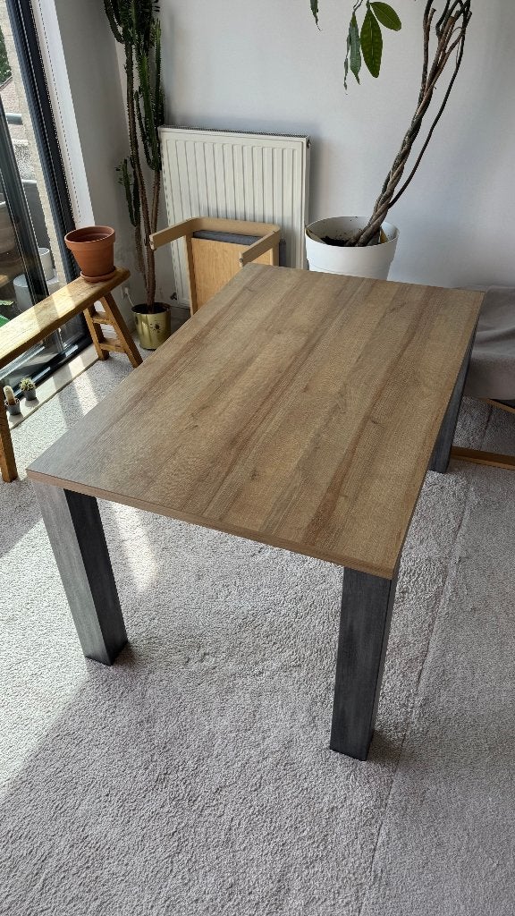 Eettafel (dining table), 77cm x 139cm x 90cm, 100 à 150 cm, Quatre personnes, Licht eikenkleur, Comme neuf