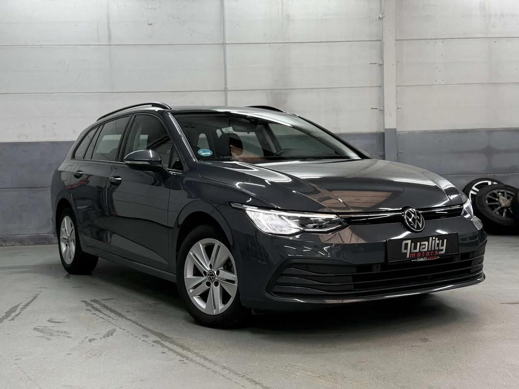 Volkswagen Golf Variant 1.5 eTSI Mild-Hybrid DSG (bj 2023), Auto's, Automaat, Zwart, 4 cilinders, USB