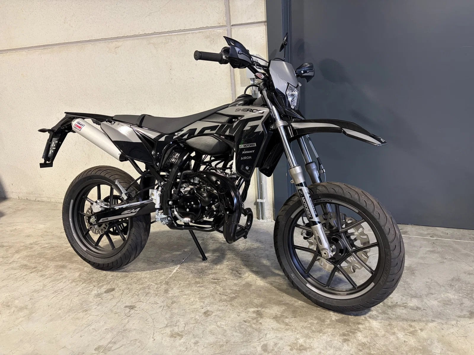 Onbekend Sherco 50cc SM zo goed als nieuw (bj 2025), Gebruikt, Onbekend, 50 cc