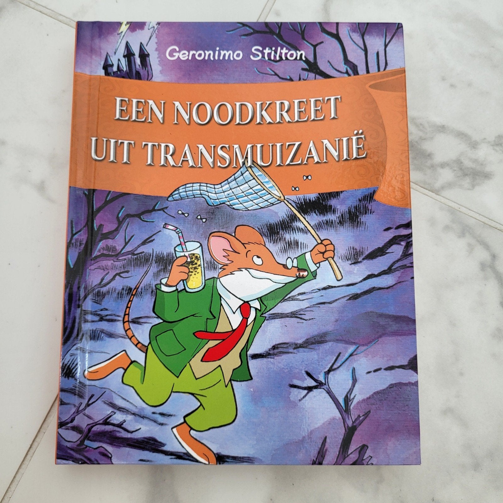 Een noodkreet uit Transmuizanië, Geronimo Stilton, Nieuw, Ophalen of Verzenden, Fictie