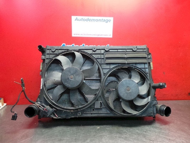 RADIATEURVENTILATOR Volkswagen Passat Variant (365), Gebruikt, Volkswagen