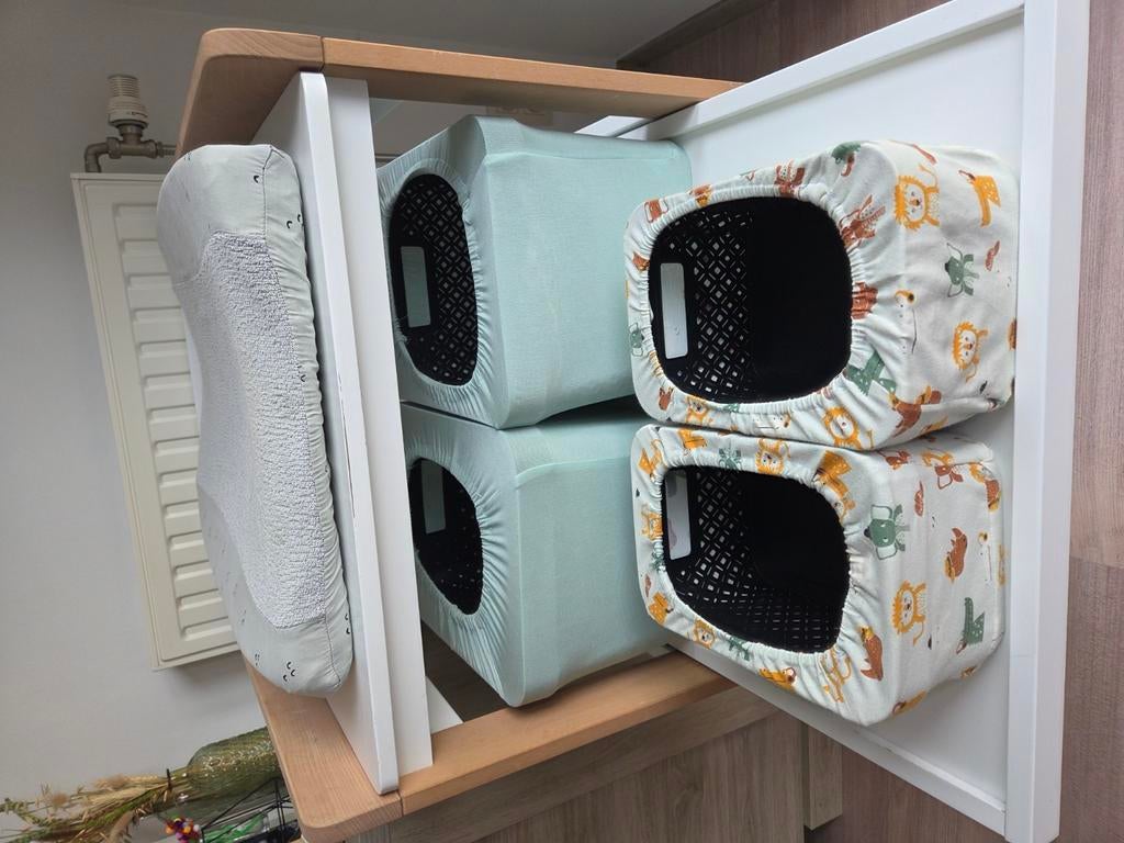 Quax verzorgingstafel/luiertafel/commode, Kinderen en Baby's, Kinderkamer | Commodes en Kasten, Gebruikt, Ophalen