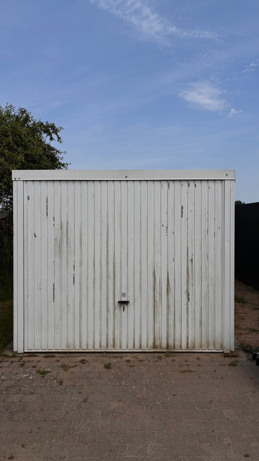 Metalen garagebox met kantelpoort - zelf af te breken