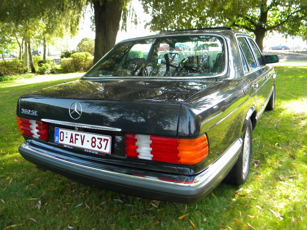 Mercedes 560 SE Oldtimer 25000 €uros, foto 11