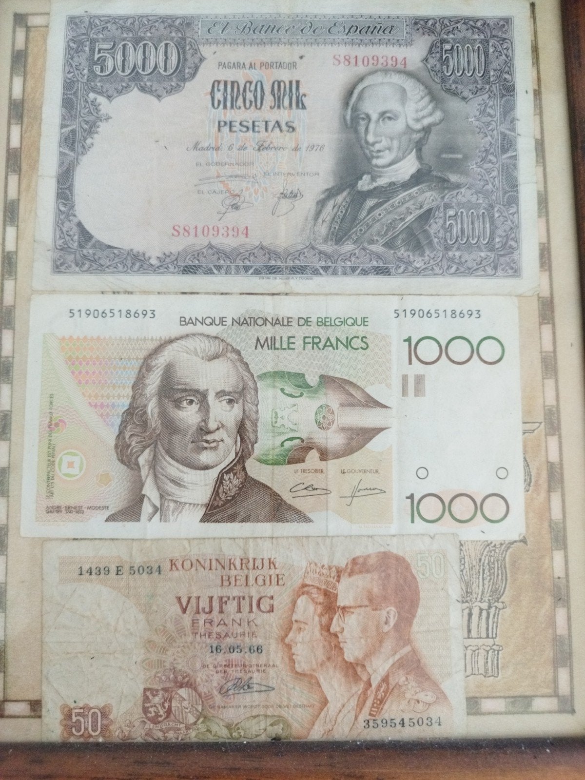 ancien billet espagnol de 5000 francs 1000 et à 50 belge