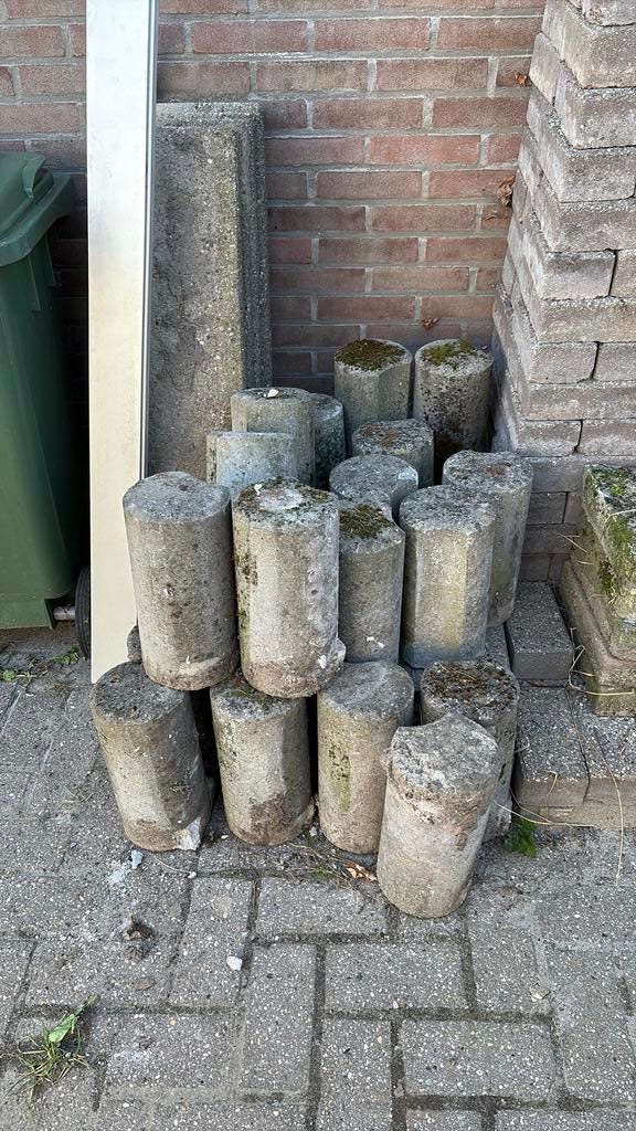 Gratis 16 paaltjes af te halen lint, Enlèvement, Comme neuf