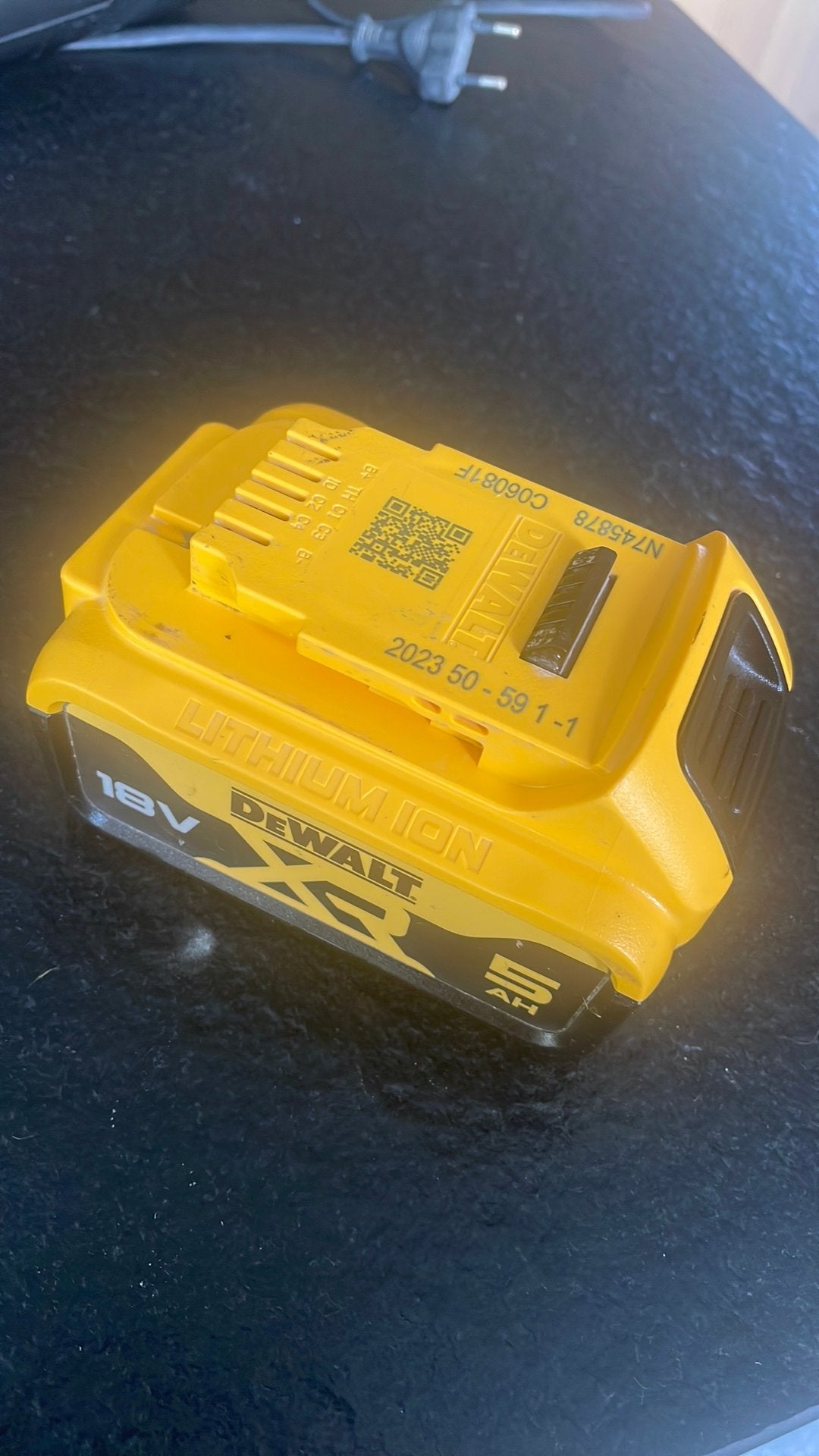 Dewalt batterij DCB184 Li-ion accu, Enlèvement ou Envoi, Comme neuf