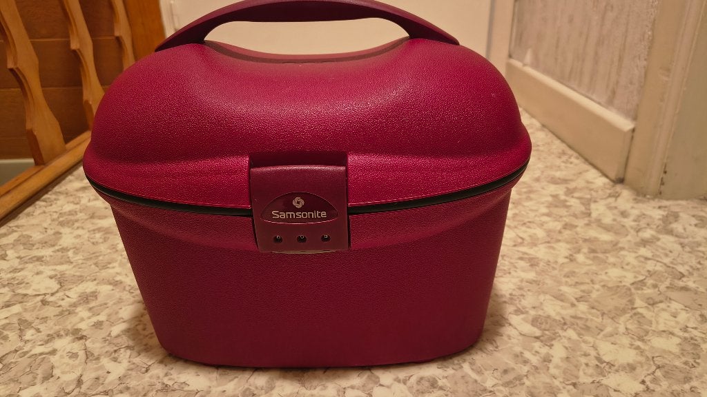 Trousse de beauté Samsonite Oyster série 450, Rouge, Enlèvement ou Envoi, Comme neuf, Avec serrure